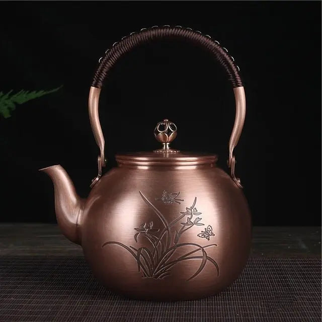 theiere-chinoise-ronde-en-cuivre-papillons-1-5l