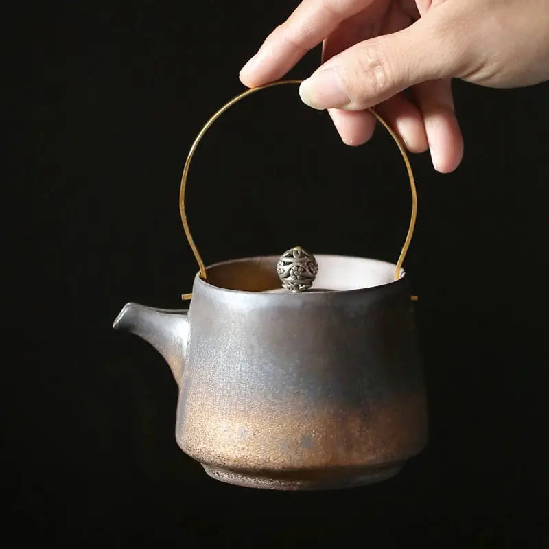 Théière Japonaise en Céramique 210 ml — Édition Signature