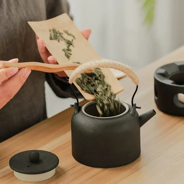 Théière Japonaise Motifs Montagnes en Céramique – 350 ml – Édition Signature