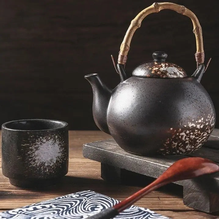 Théière Japonaise en Céramique Éclats – 700 ml
