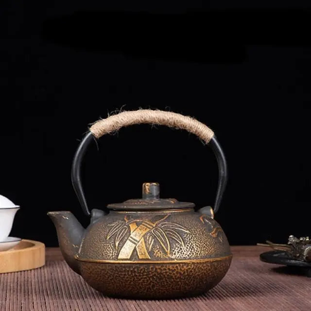 theiere-japonaise-en-fonte-doree-bambous-600ml