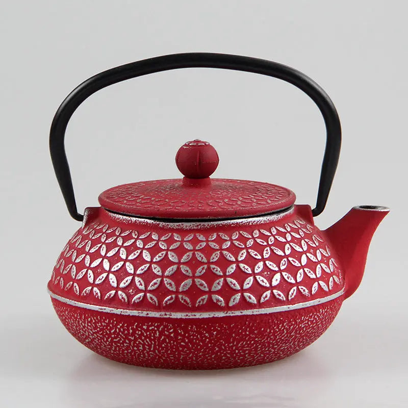 Théière Japonaise en Fonte Rouge – Motifs Cercles, 600 ml – Collection Signature