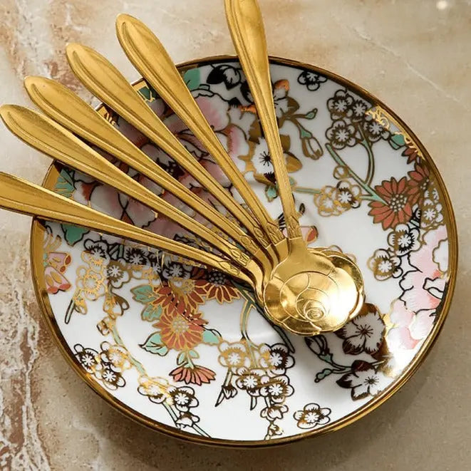 Anglais Blanc et Doré — Service à Thé en Porcelaine à Fleurs