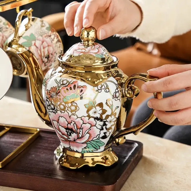 Anglais Blanc et Doré — Service à Thé en Porcelaine à Fleurs