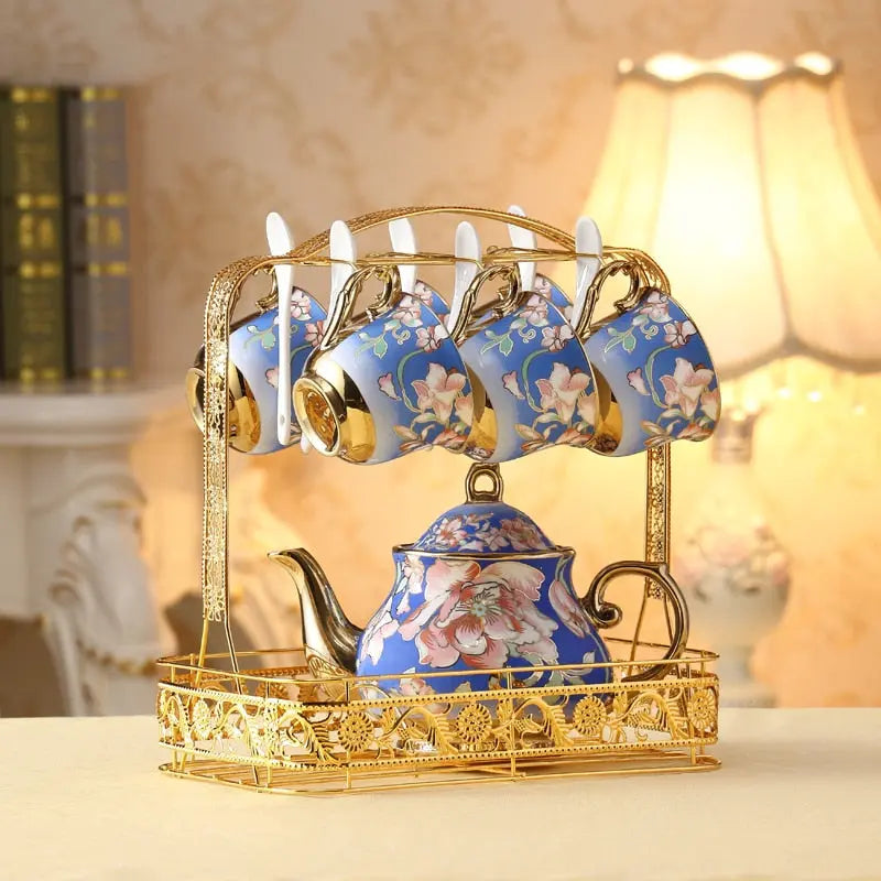 Service à thé Anglais Bleu et Doré en Porcelaine — Collection Prestige