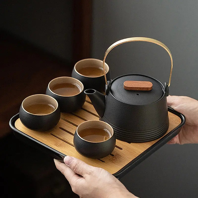service-a-the-japonais-design-noir-en-ceramique