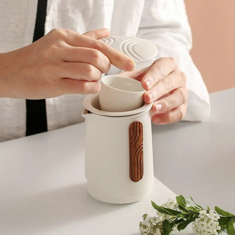 Service à thé Japonais de Poche – 235 ml