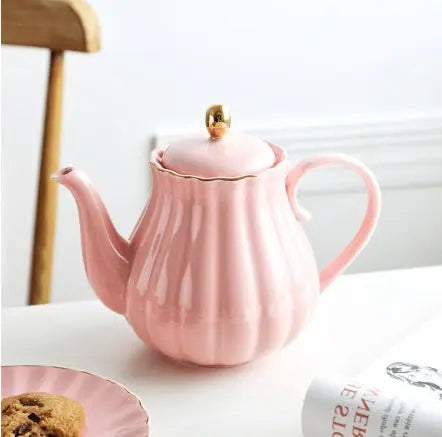 theiere-anglaise-forme-de-citrouille-en-porcelaine-1l