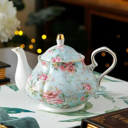 theiere-anglaise-en-porcelaine-8