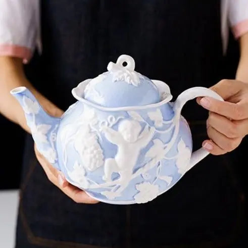 Théière Anglaise en Porcelaine Bleue et Rose – Édition Prestige 1L