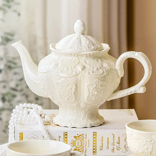 theiere-anglaise-en-porcelaine-elegante-de-1l