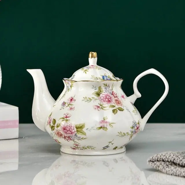 theiere-anglaise-en-porcelaine-3