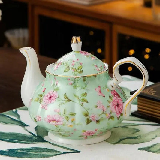 theiere-anglaise-en-porcelaine-6
