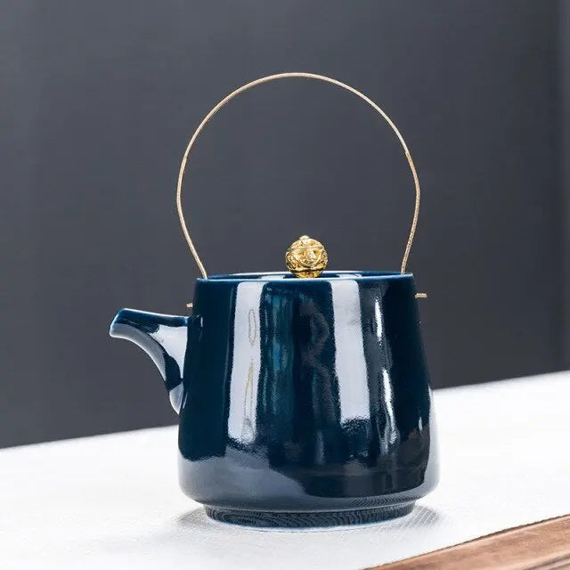 Théière Haute en Porcelaine Chinoise – 300 ml Premium
