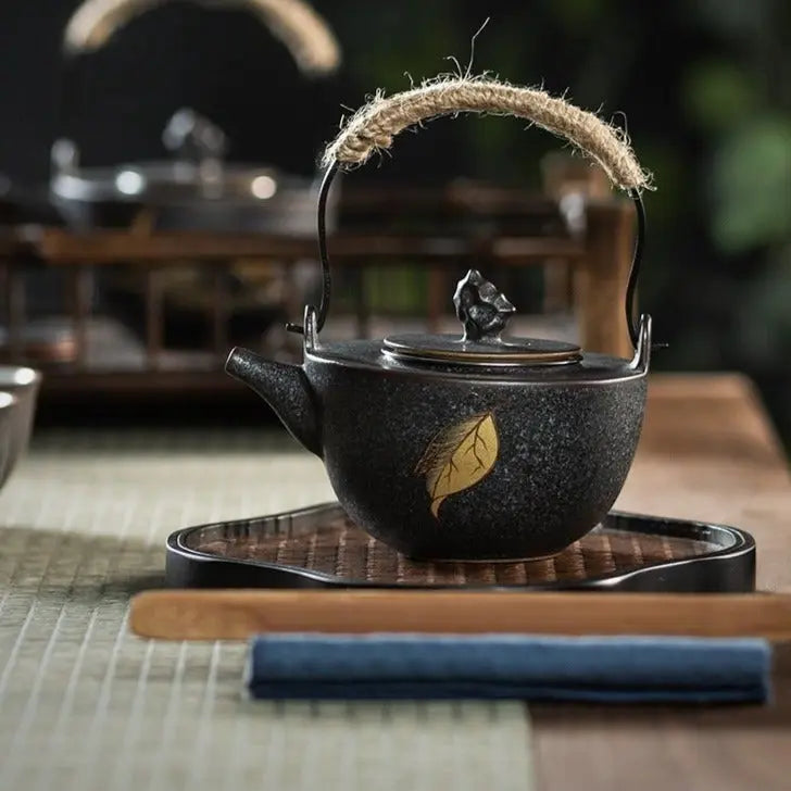Théière Chinoise en Grès Céramique Noire 300ML — Signature Noire