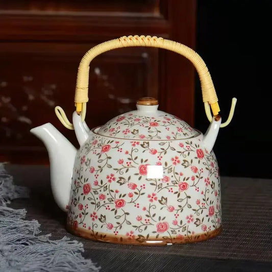 theiere-chinoise-en-porcelaine-fleurs-rouges-900ml
