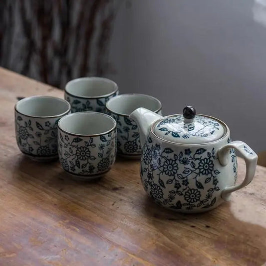 theiere-chinoise-en-porcelaine