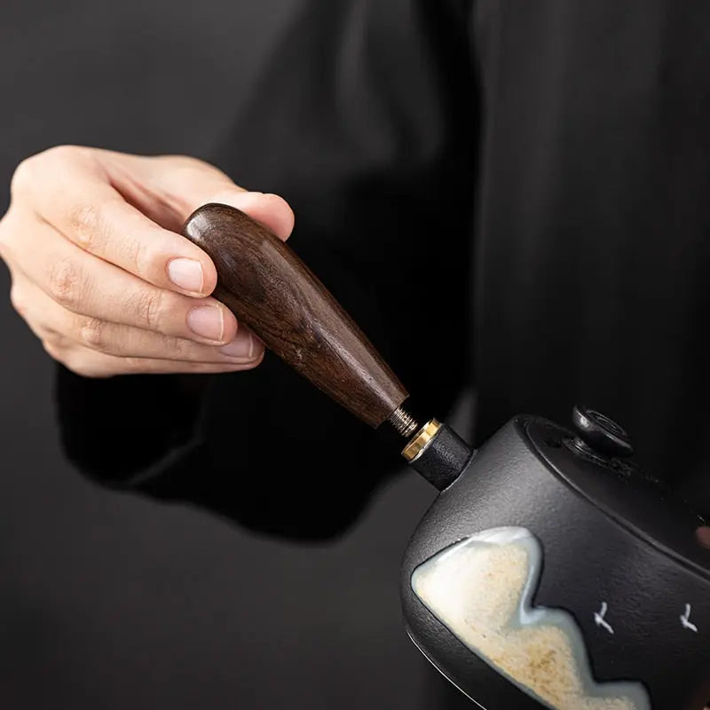 Kyusu Noir - Théière Japonaise en Céramique Noire, Design Épuré 320 ml
