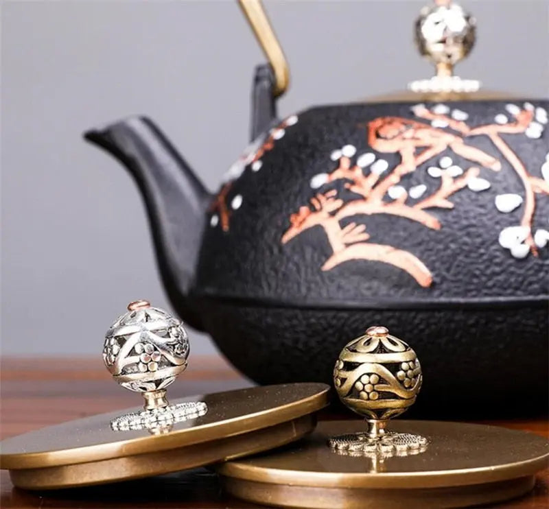 Théière Japonaise en Fonte Cerisiers Blancs Premium, 1,2 L