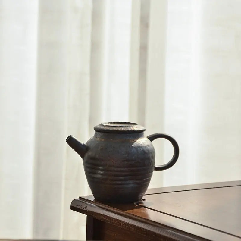 Théière Japonaise en Grès Céramique Vintage 210 ml — Édition Signature