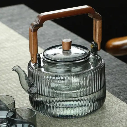 theiere-japonaise-en-verre-avec-anse-carree-en-bois-1-2l