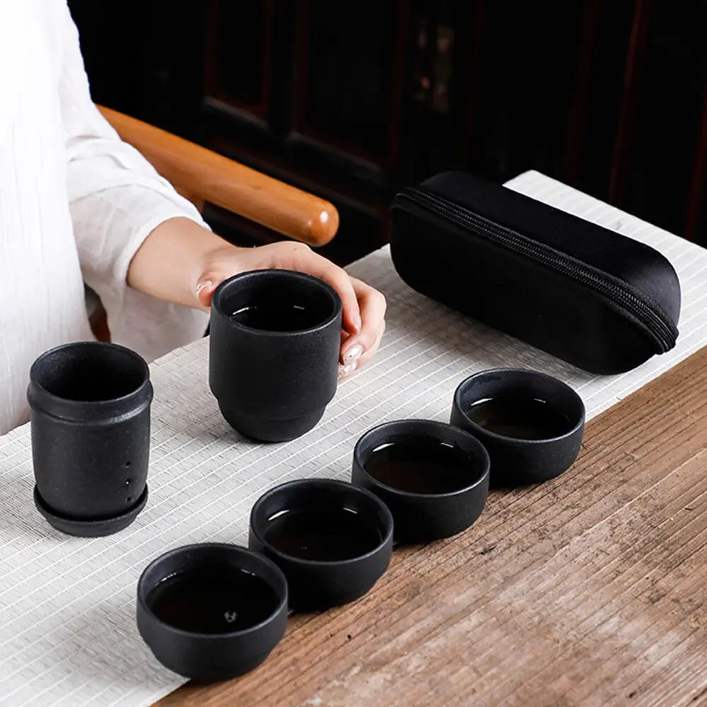 ZenTea Théière Portable Chinoise en Céramique Noire 160ML
