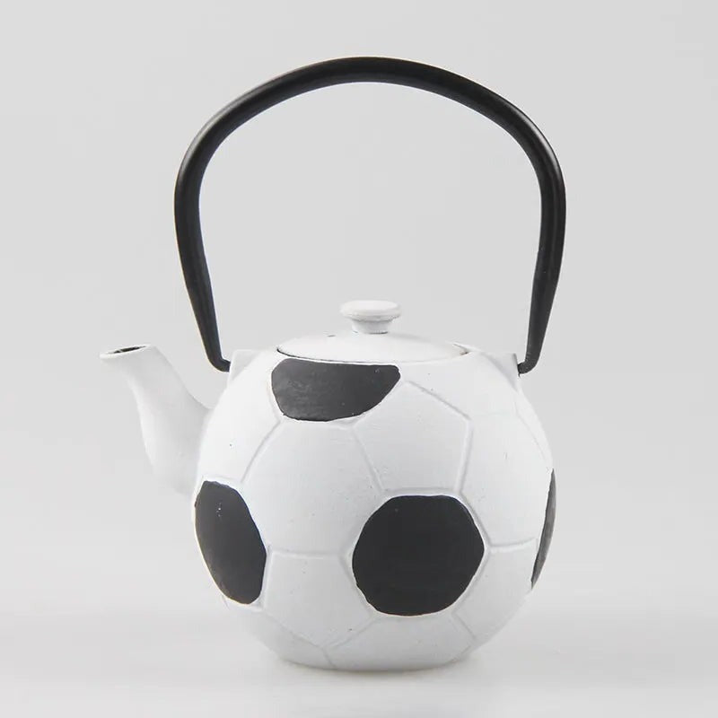 theiere-en-fonte-ballon-de-foot-650ml