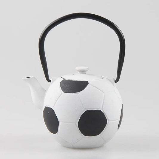 theiere-en-fonte-ballon-de-foot-650ml